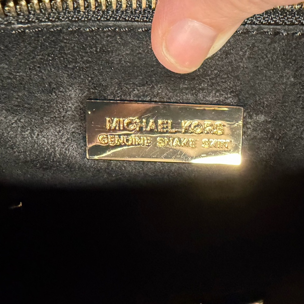 NWT Michael‎ Kors Mercer Black Snakeskin Large Convertible Tote Suede Lining - Picture 5 of 15